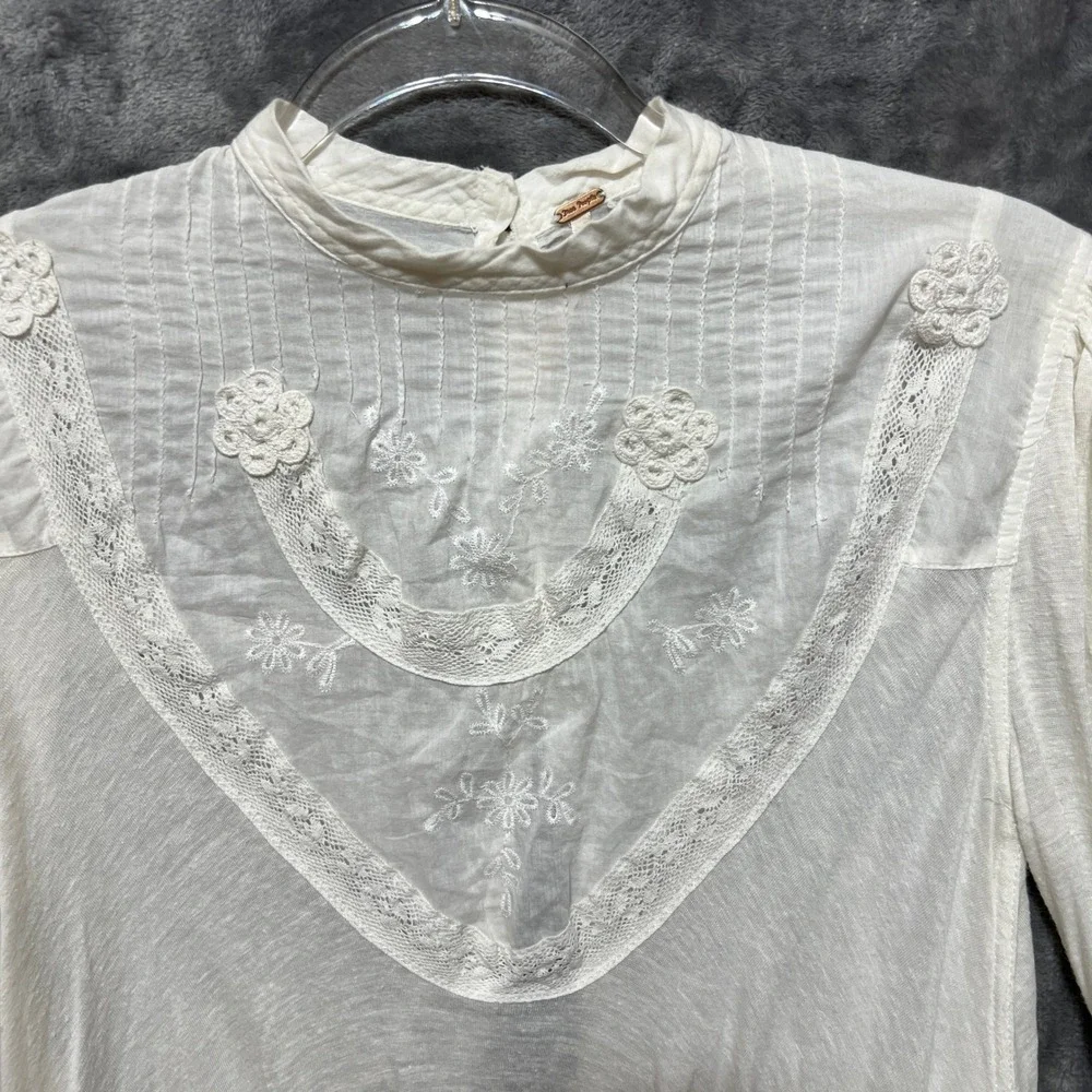 Free People Ivory Embroidered Lace Victorian‎ Bell Sleeve Blouse Mock Neck XS